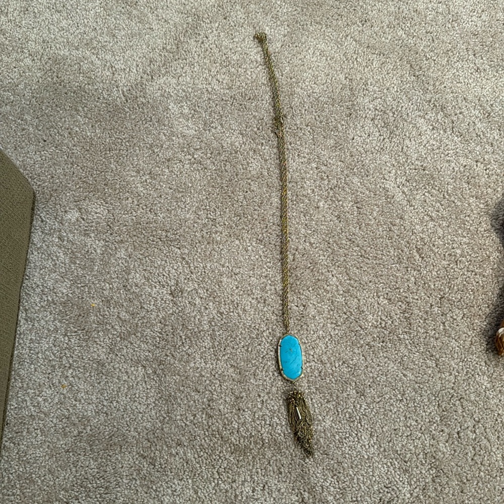 Kendra Scott Necklace